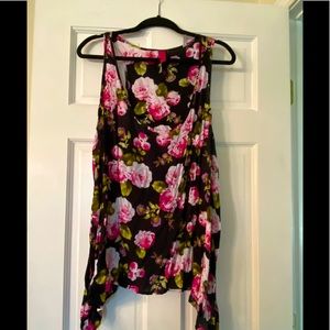 Floral Tank 🌸